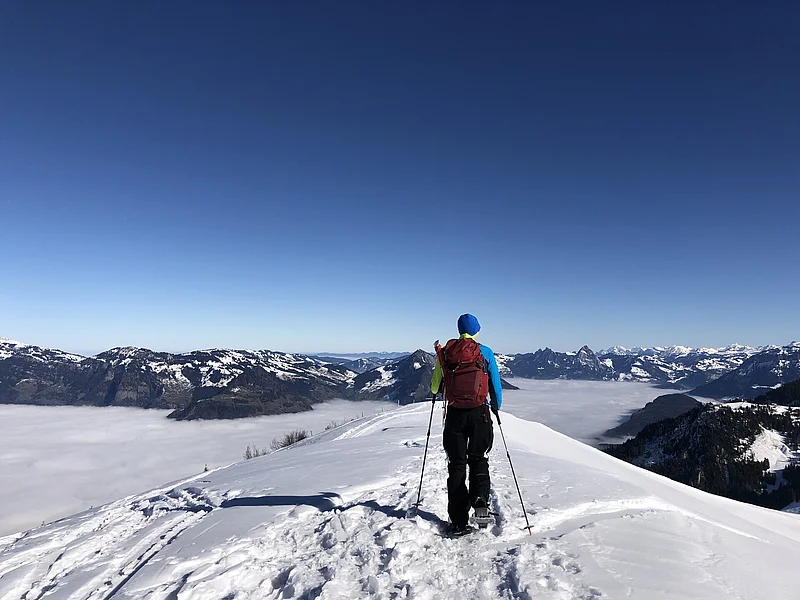Schneesport, Schneeschuhlaufen, Skifahren | Lara Mandioni Schneesport, Schneeschuhlaufen, Skifahren | Lara Mandioni